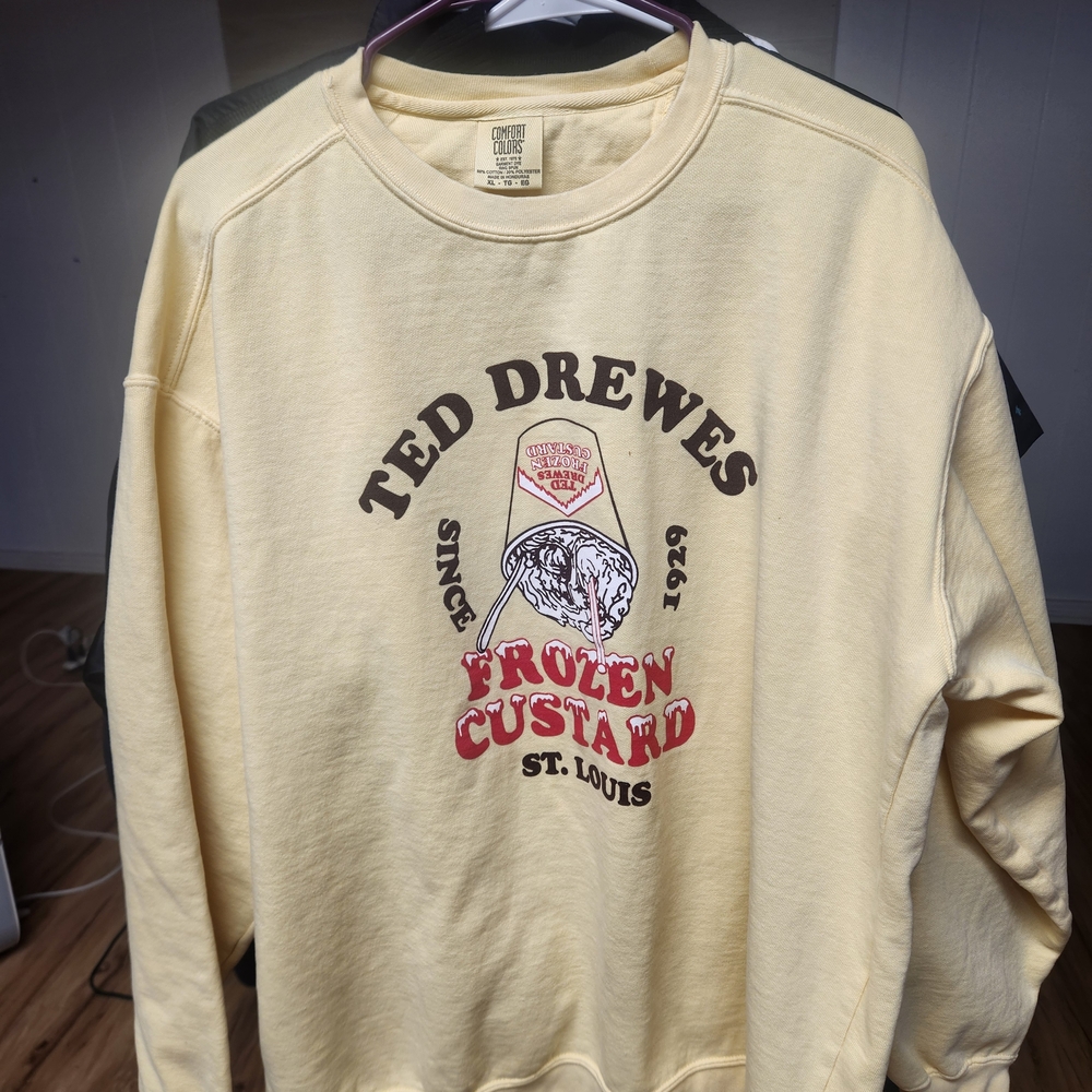 Comfort Colors Pale Yellow Graphic Crewneck Sweater